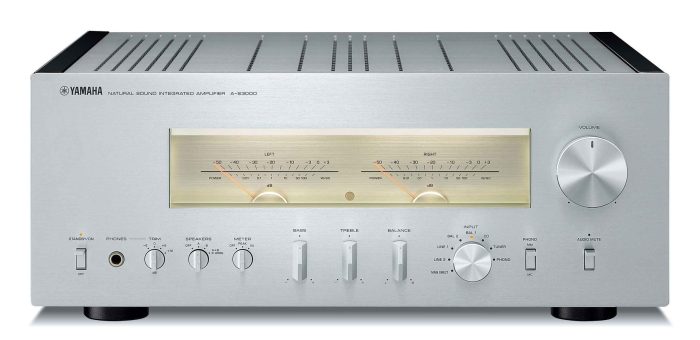 Yamaha-Pre-Amplifier-M-5000-Silverr M-500